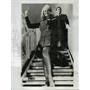 1966 Press Photo Actress Carroll Baker arrives in Italy to make a film